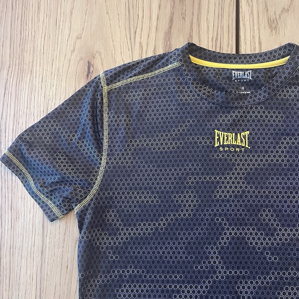 Everlast Sport Men's Performance‎ Tee Shirt Size L Digital Camo